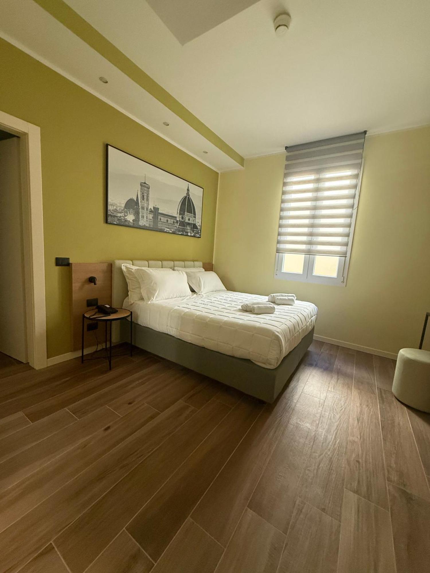 Jr Hermes Hotel