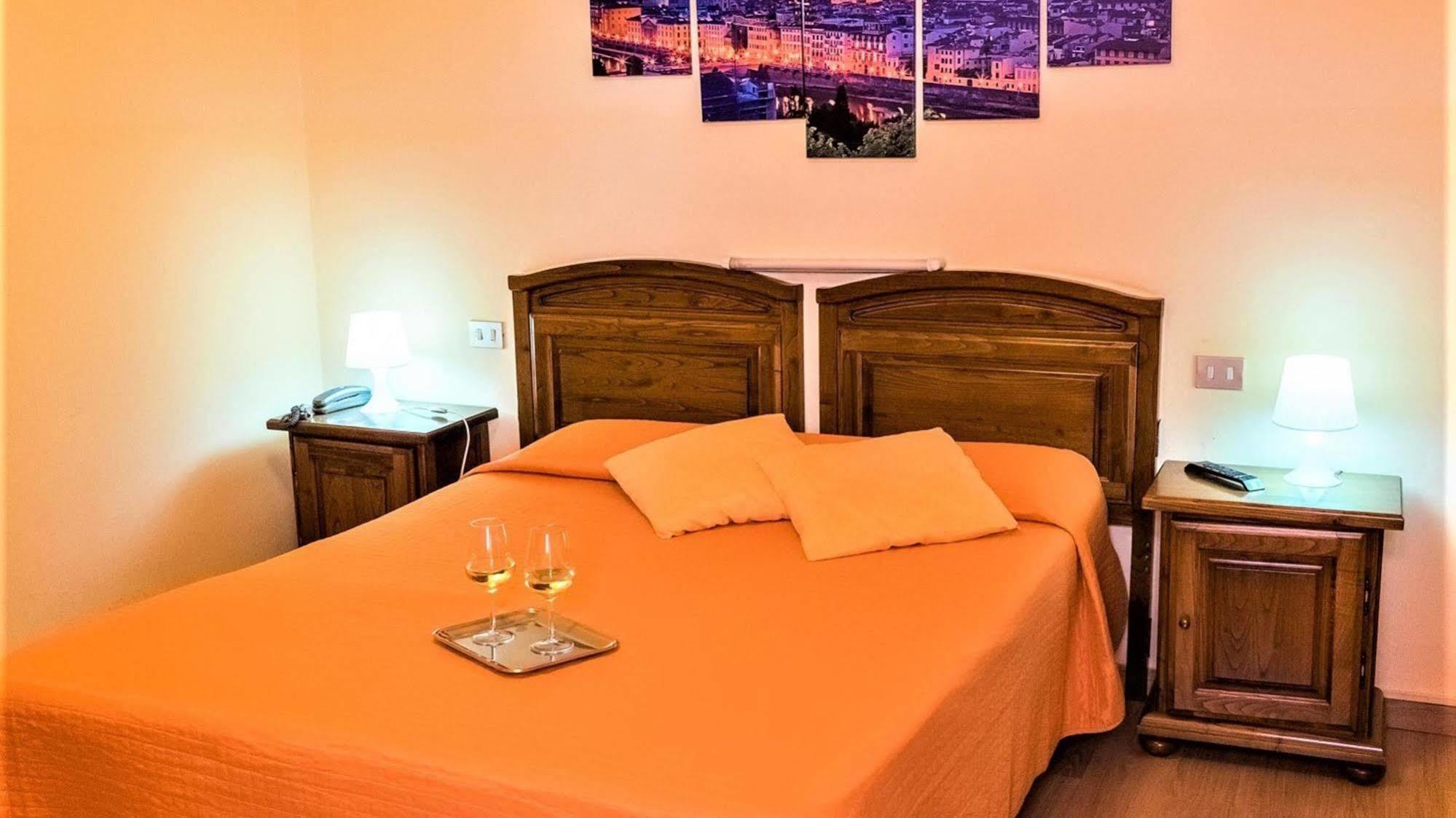 Jr Hermes Firenze Hotel 2*
